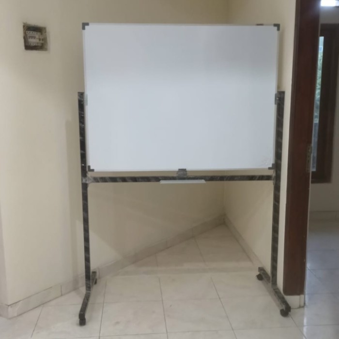 

Whiteard / Papan tulis magnet KENZOU double face stand uk 90x120 Cm