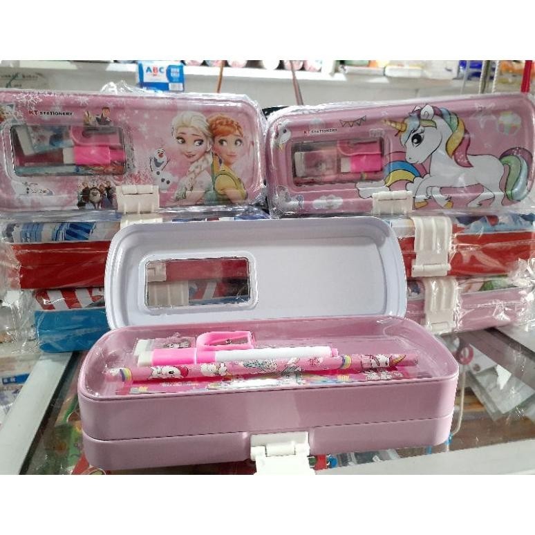 

Kotak Pensil Kaleng Whiteboartd / Stationery Set Fancy (Order Sebelum Ketinggalan)