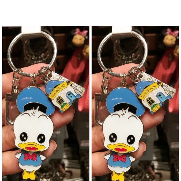 Cas Keychain Donald Duck. Gantungan Kunci Donald. Disneyland
