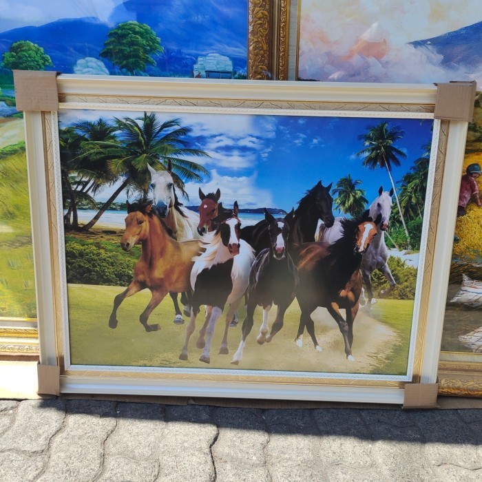 

gambar kuda repro bahan kertas ukuran 60x80 sudah dengan kaca