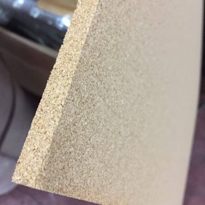 

Cork Sheet 6mm x 60cm x 90cm Gabus Patah