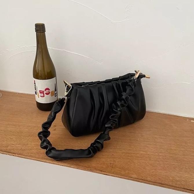 Tas Selempang Kulit Wanita tas halus Messenger Bag JS2 2372