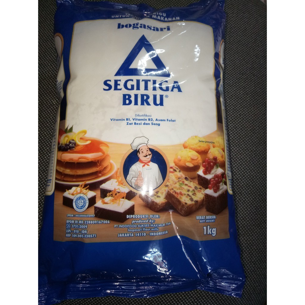 

Tepung Terigu Segitiga biru premium 1Kg