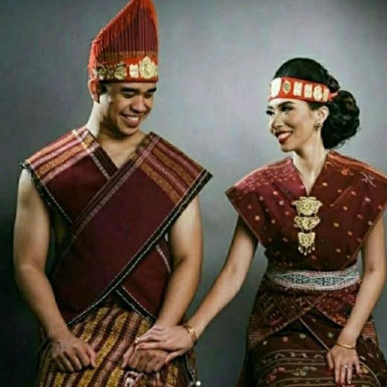 Pakaian Adat Batak Toba Ulos Batak Sadum Ragihotang Merah Hitam Maroon Baju Adat Batak