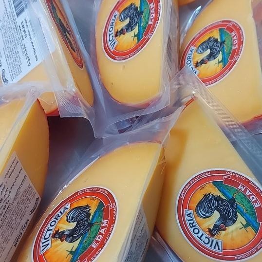 

Keju Edam Victa 300 Gr Victa