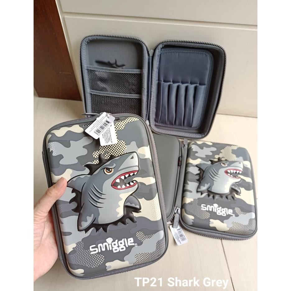 

Murah Meriah Kotak Pensil Anak Smiggle 3D Replica Tempat Pencil Hard Case Art Organizer Dessert Unicorn Owl Ice Cream Shark Soccer Tennis Ball Sport Robot Cowok Boy Bola Best Seller