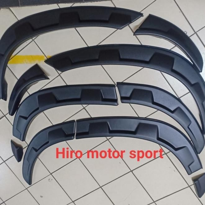 Over Fender Pajero Rockford