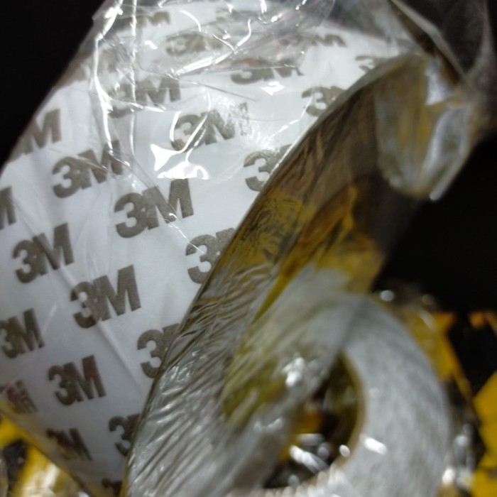 

Double Tape 3M Tisu 72Mm. X 50M