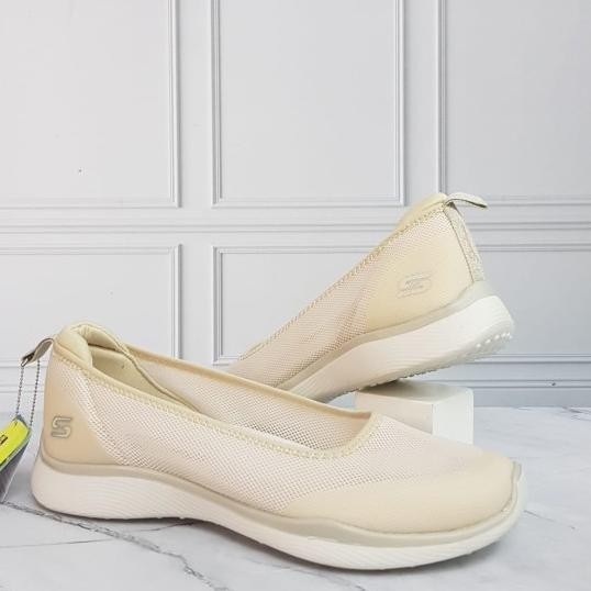 Sepatu Skechers Wanita Croburst 2.0 Flat Shoes
