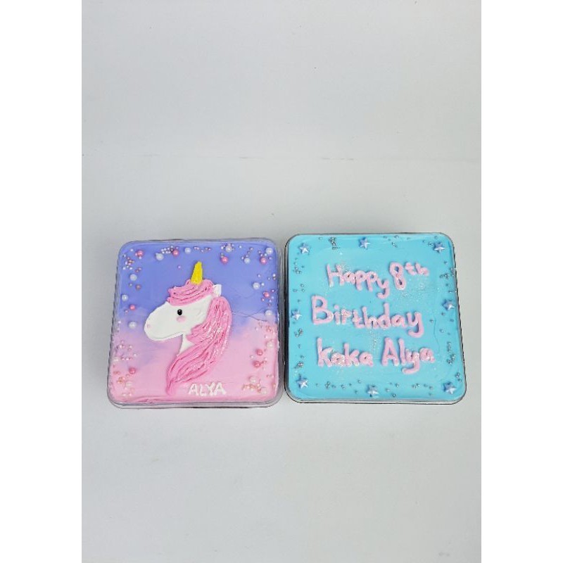 

Custom Dessert Box by History Cake