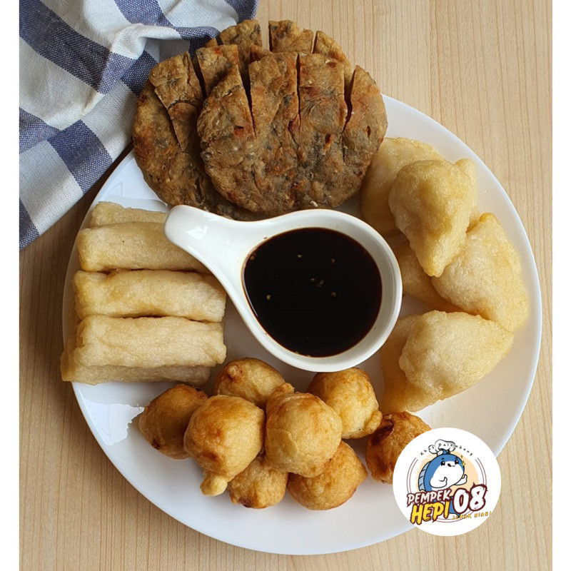 

PEMPEK PALEMBANG - PEMPEK FROZEN PAKET A (ISI 25 PCS PEMPEK KECIL) ASLI PALEMBANG