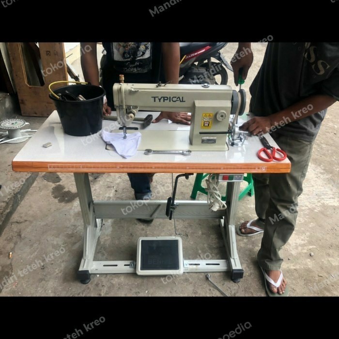 Mesin Jahit Typical Servo