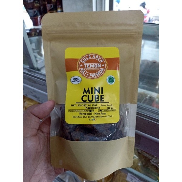 

Gula Aren Cube Premium Khas Pacitan - Toko Kraton Tanjung