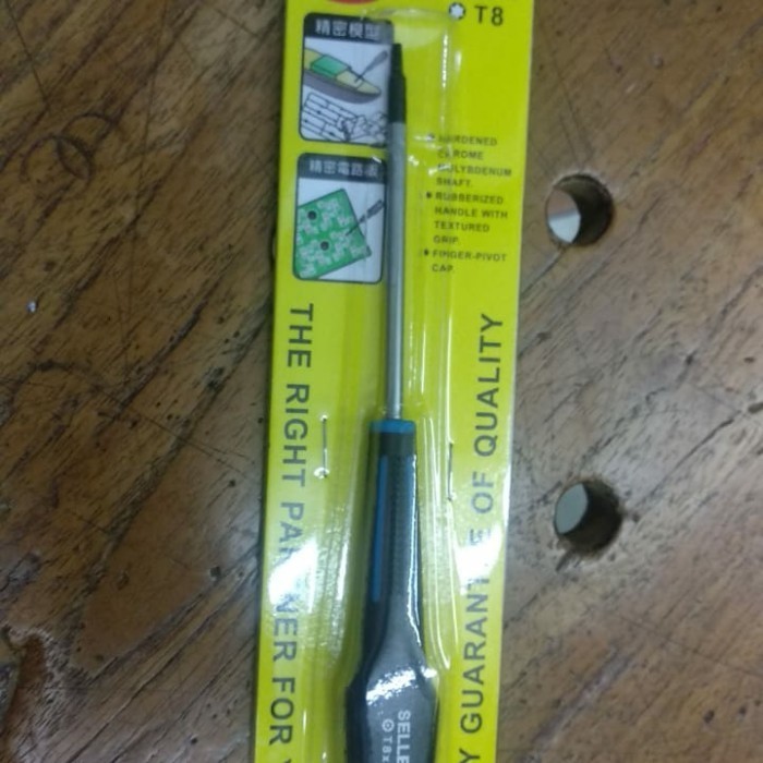 Produk Obeng Bintang PS3 t8