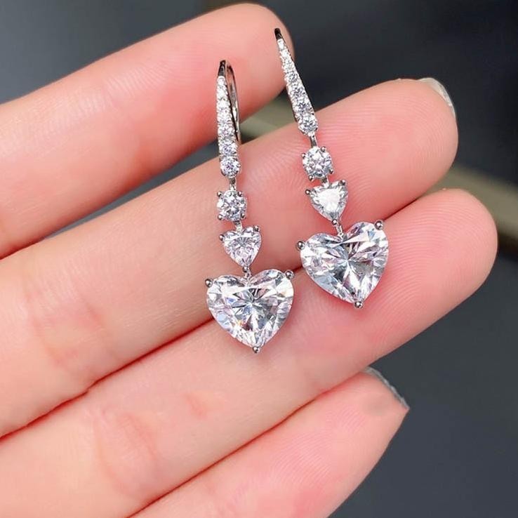 Anting Titanium Serut Anti Karat Wanita Anting Bulat Emas Putih Anting Hati Perhiasan Berlian