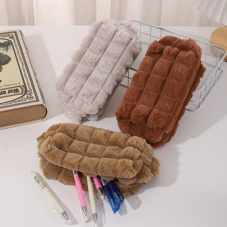 

ORIGINAL Tepak / Tempat Pensil Sleting Plush Puff Kotak TW39