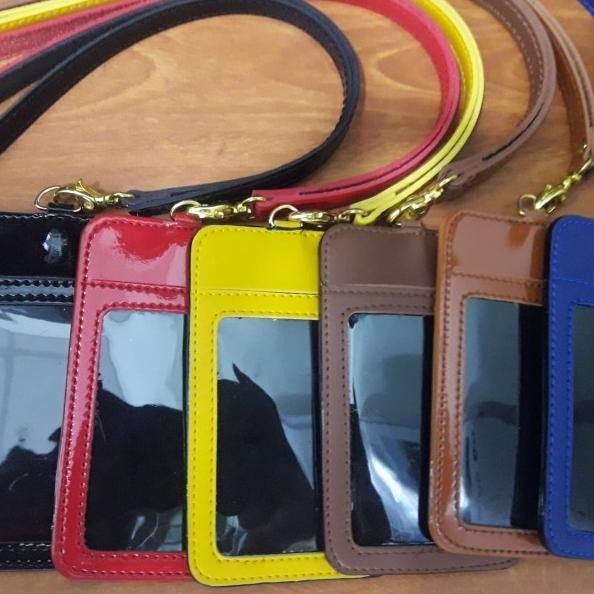 

Tali / Casing / Holder Id Card Atau Name Tag Kulit