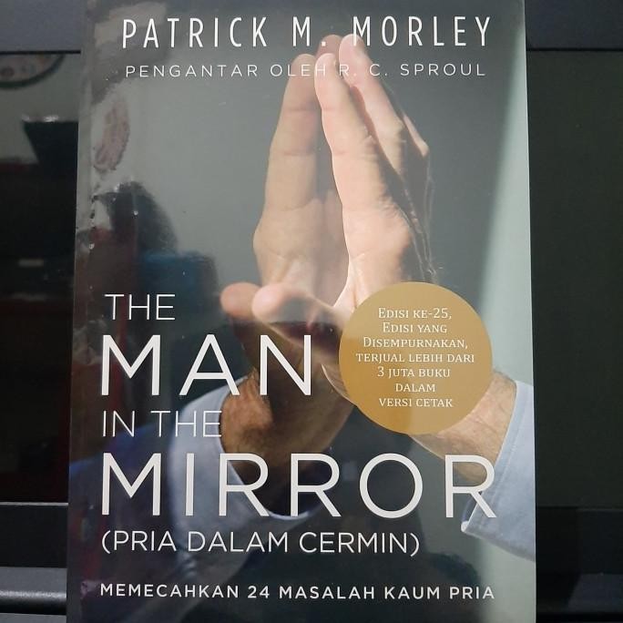 

The Man In The Mirror - buku rohani kristen pria sejati