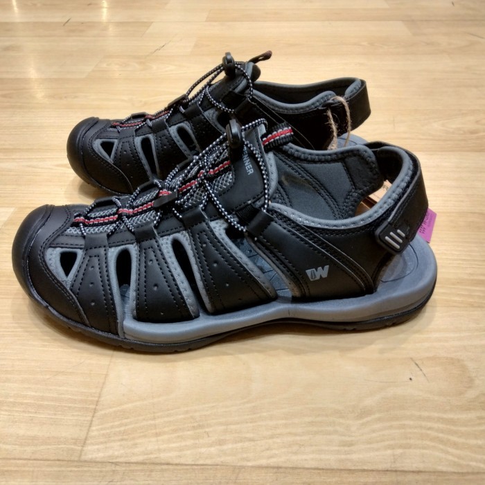 {DianShop} Sandal Gunung Pria Bata Weinbrenner Sepatu Sandal Bahan Sintetis Awet - Hitam 40 Berkuali