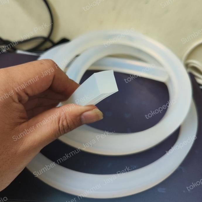 

Silicone Clear Kotak ( Silicone Square ) 6Mm X 6Mm