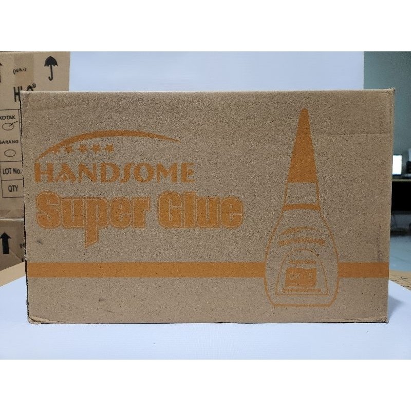 

LEM SUPER GLUE HANDSOME BOTOL (12 PCS)