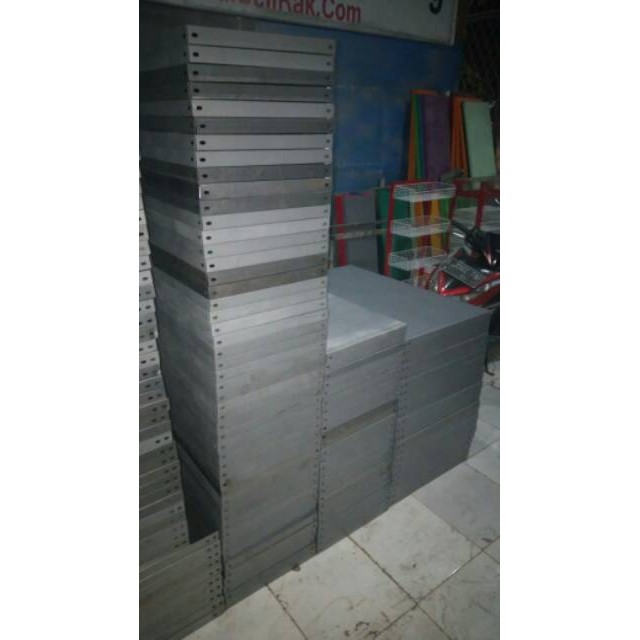 Rak gudang Besi 6 Susun P 100cm L 40cm T 2meter + kaki karet