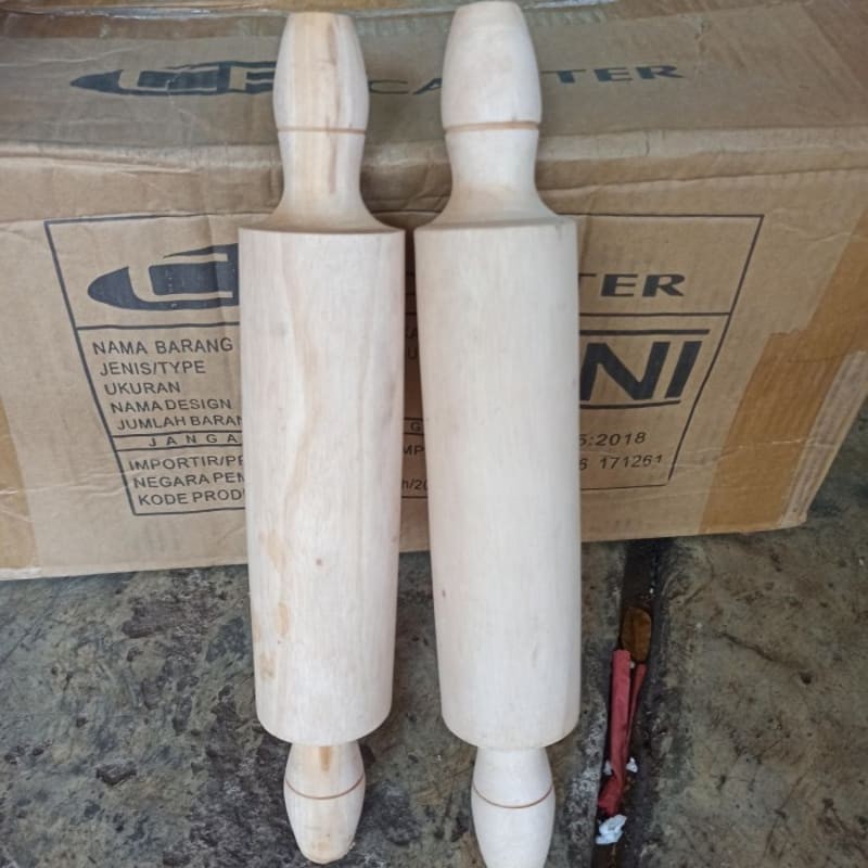 

Rolling Pin Kue Gulung Gilingan Adonan Rollpin Kayu Roll Pin 33 cm