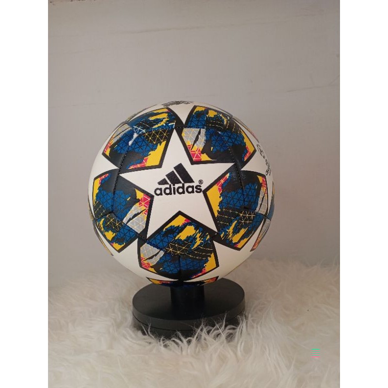 Bola kaki /bola sepak Size 5 Adidas UCL Champions