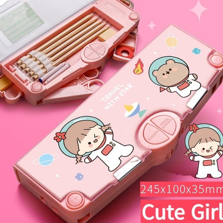 

Viral Kotak penyimpanan alat tulis multifungsi/dengan gunting/tempat pena/penggaris karet kotak pensil lapis ganda penghapus terisolasi kotak alat tulis multifungsi kotak pensil plastik cocok untuk tempat pensil anak laki-laki/perempuan. Original