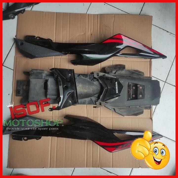 [ISF] BODY BELAKANG SET CBR 150R FACELIFT - COVER BODY BELAKANG CBR