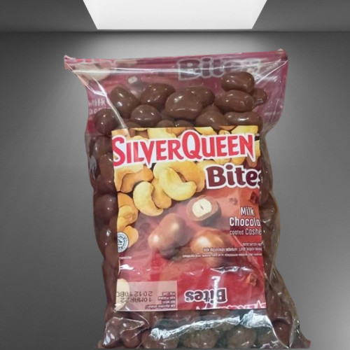 

Coklat Silverqueen Mede Bites / Coklat Kiloan / Silverqueen Mede Bites