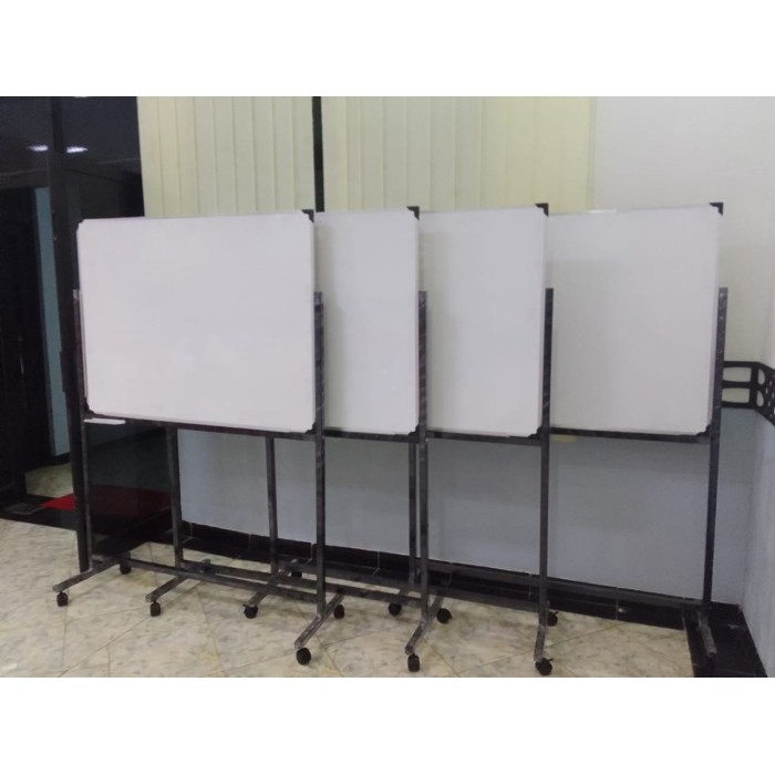 

Ready whiteboard standing 90 x 120 cm -nonmagnet bisa diatur tinggi dan pdek