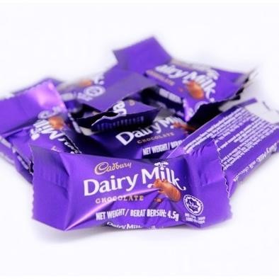 

ECER || Cadbury Dairy milk mini asli Malaysia 4.5 Gram / YS.OLSHOP2020