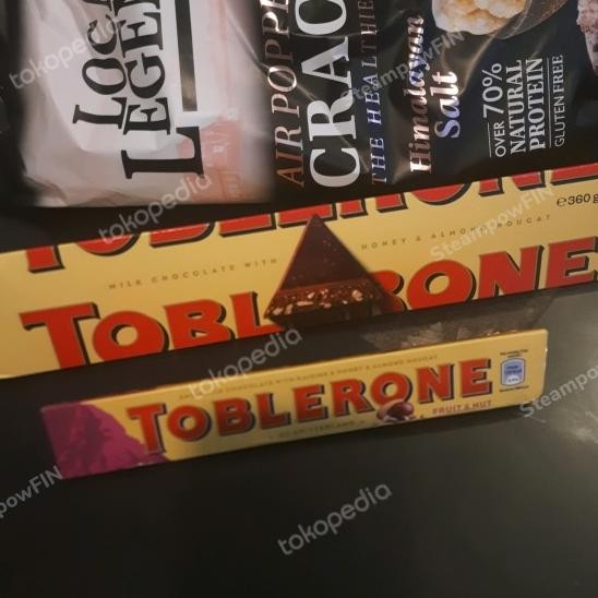 

Toblerone Chocolate Jumbo 360G Cokelat Toblerone Honey Almond Nougat