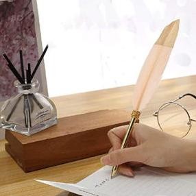 

Terbaru Feather Pen / Ballpoint / Hogwarts Pen Original