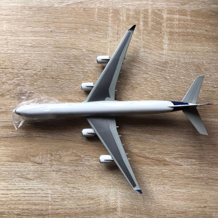 PROMO DIECAST PESAWAT A340-600 (AIRBUS) - DRAGON WINGS TERMURAH