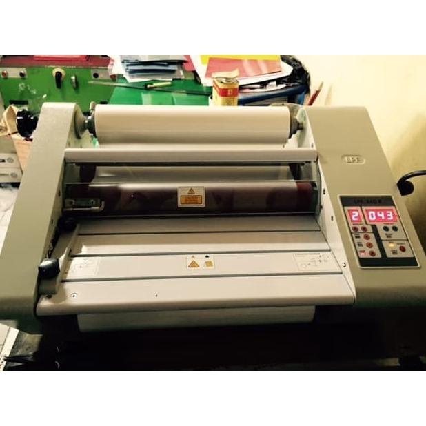 

Mesin Laminating Roll Lpf 360R Bergaransi Dan Berkualitas