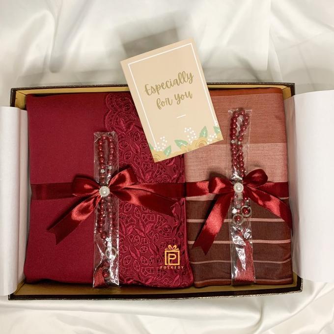 

Hampers Polkedy Mukena dan Sarung