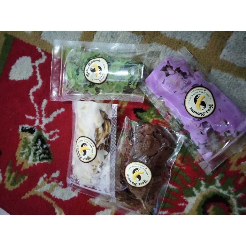 

Krispy Banana Lumerr YESBANANA