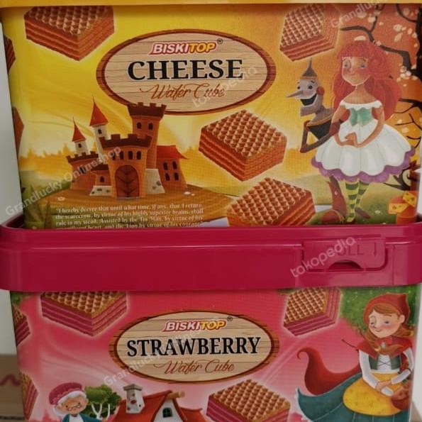 

$+$+$+$+] Halloween Cookie Biskitop Wafer Cube180gr Biskuit kaleng Astor Lebaran