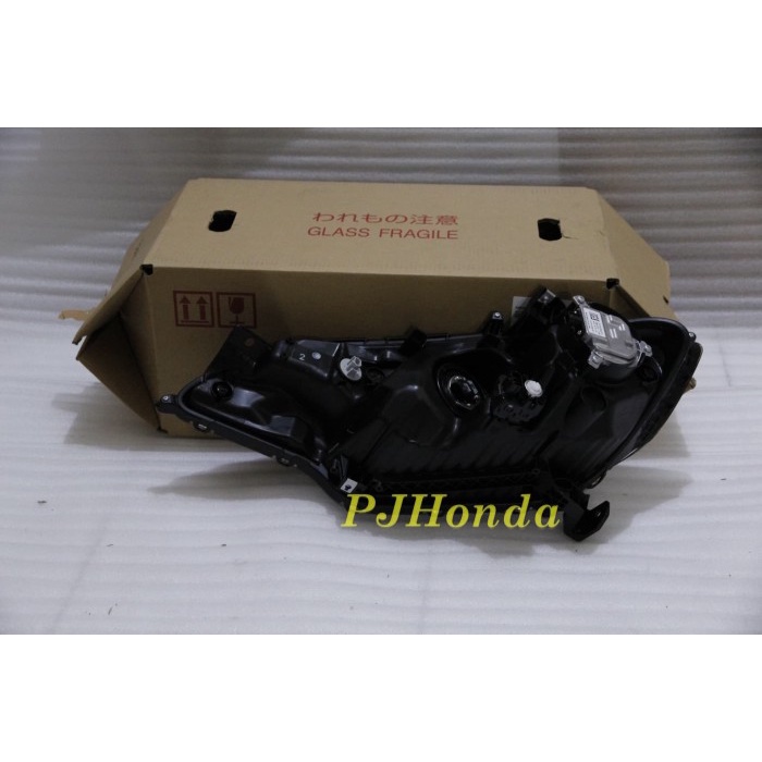 Headlamp / Lampu Depan Jazz GK5 2014-2019 ORIGINAL best deal
