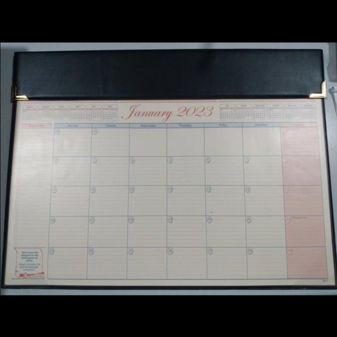 

Deskmatt Th 2023 Ukuran Besar