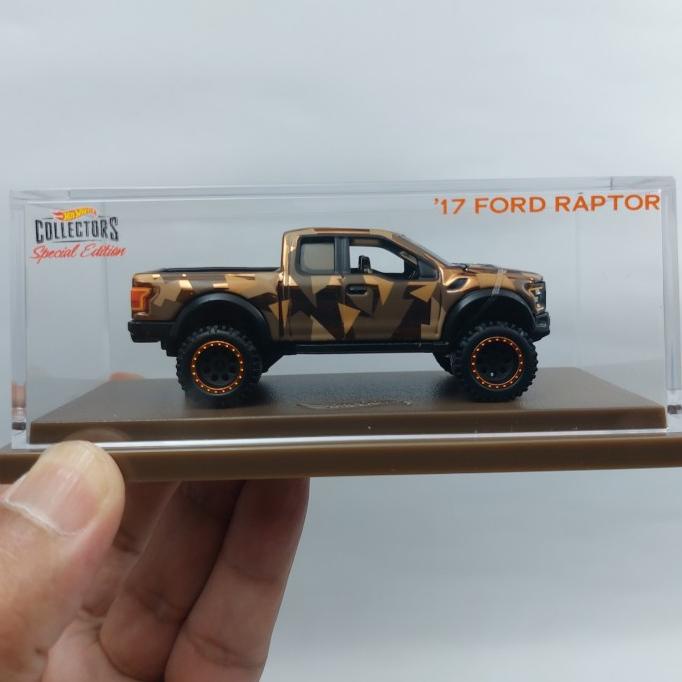 Hot Wheels 2021 RLC - 17 Ford Raptor