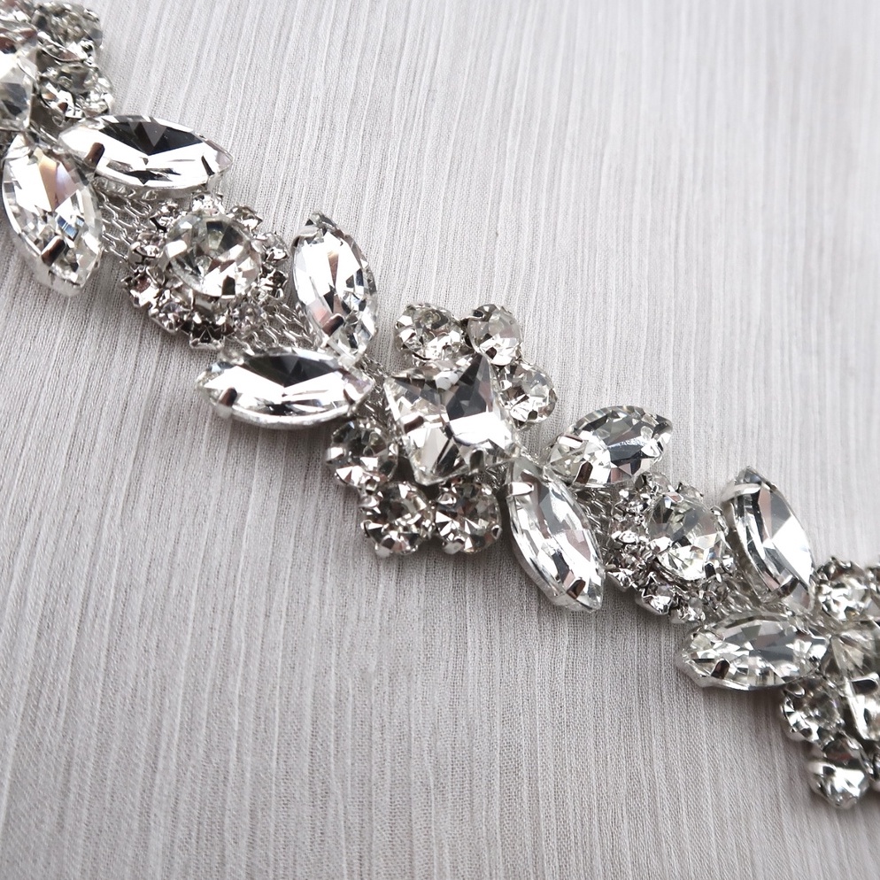 Trend Terbaru.. Payet Rangkai Kristal Swarovski Cantik Import Besar Jahit Tempel Aplikasi Bridal | F