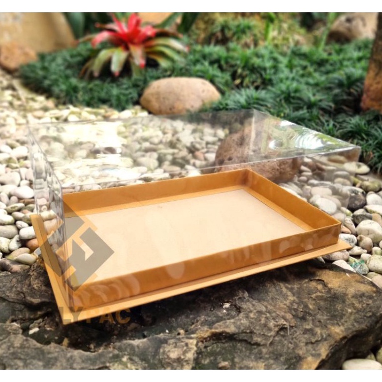 

SL67 Box Hampers Alas Hardcover 40x25cm 56