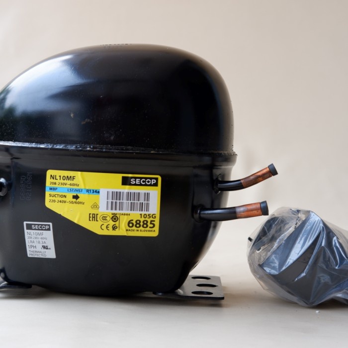 IGSS Compressor NL 10 MF 10.1cc 1 3 Pcs 220-240 Volt