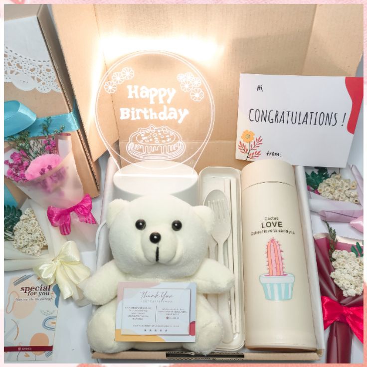 

WLCW7899 Gift Box Hampers Ulang Tahun Wisuda Anniversary