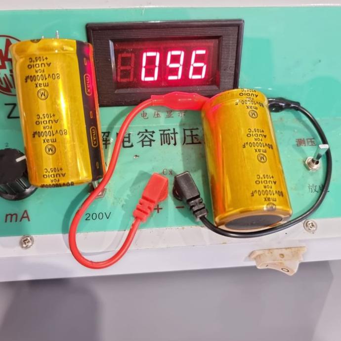 Elco 10000Uf / 80V Max