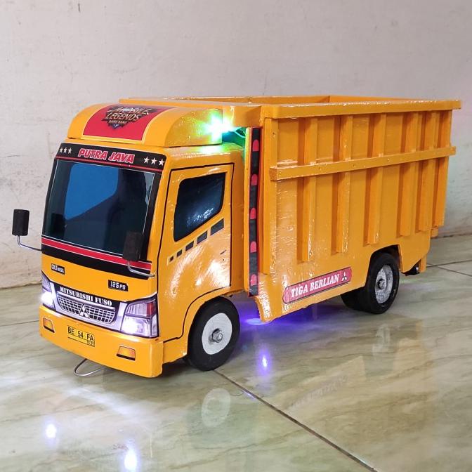 Miniatur Mobilan Truk Oleng Kayu Truk Mainan Anak Laki + Lampu Original