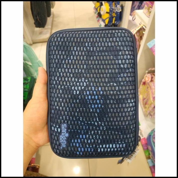 

HOT DEAL SALE: SMINGGLE STATIONERY PENCIL CASE SPORT BLUE !